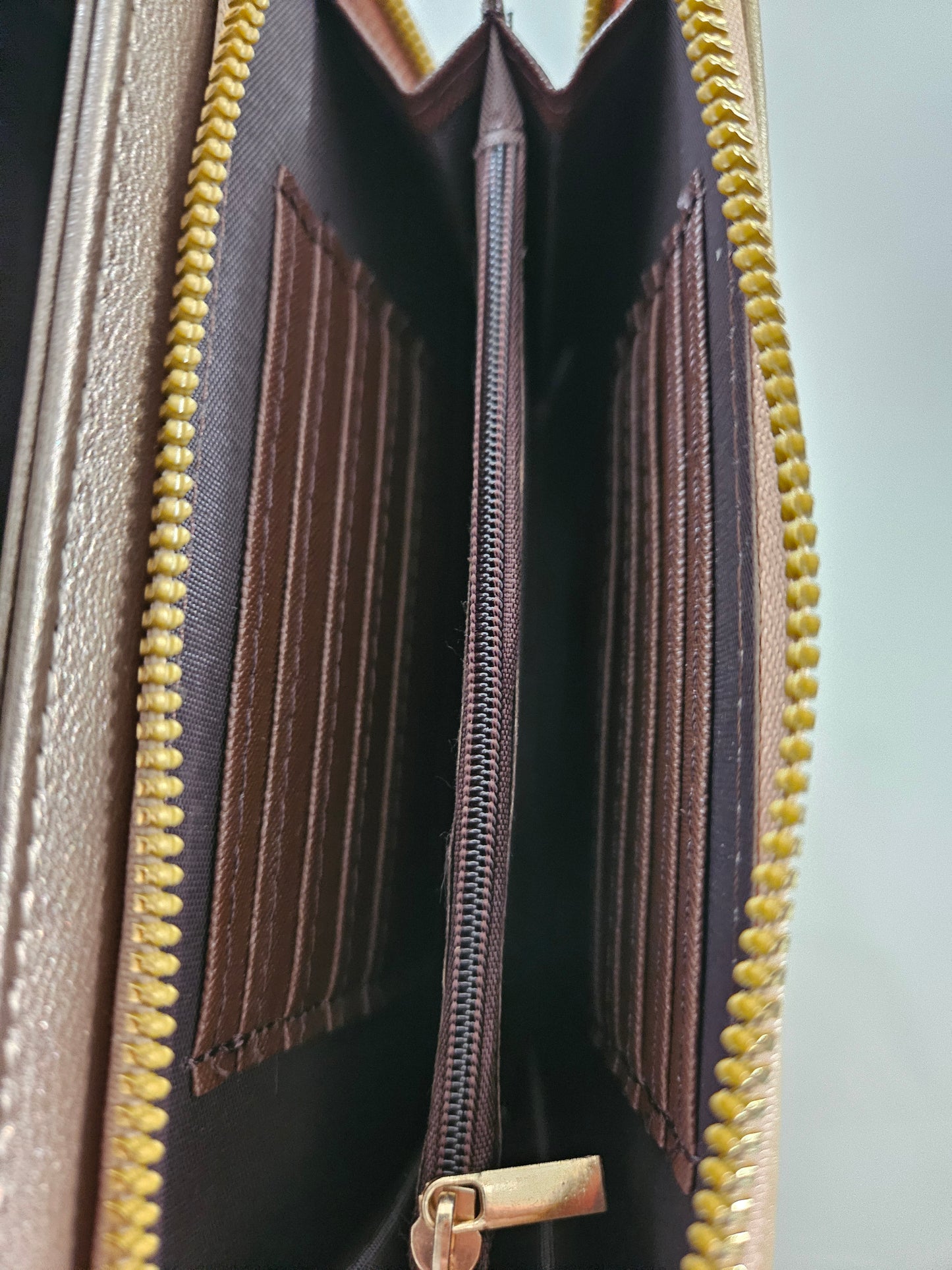 CARTERA "CROSS BODY" DOS TONOS