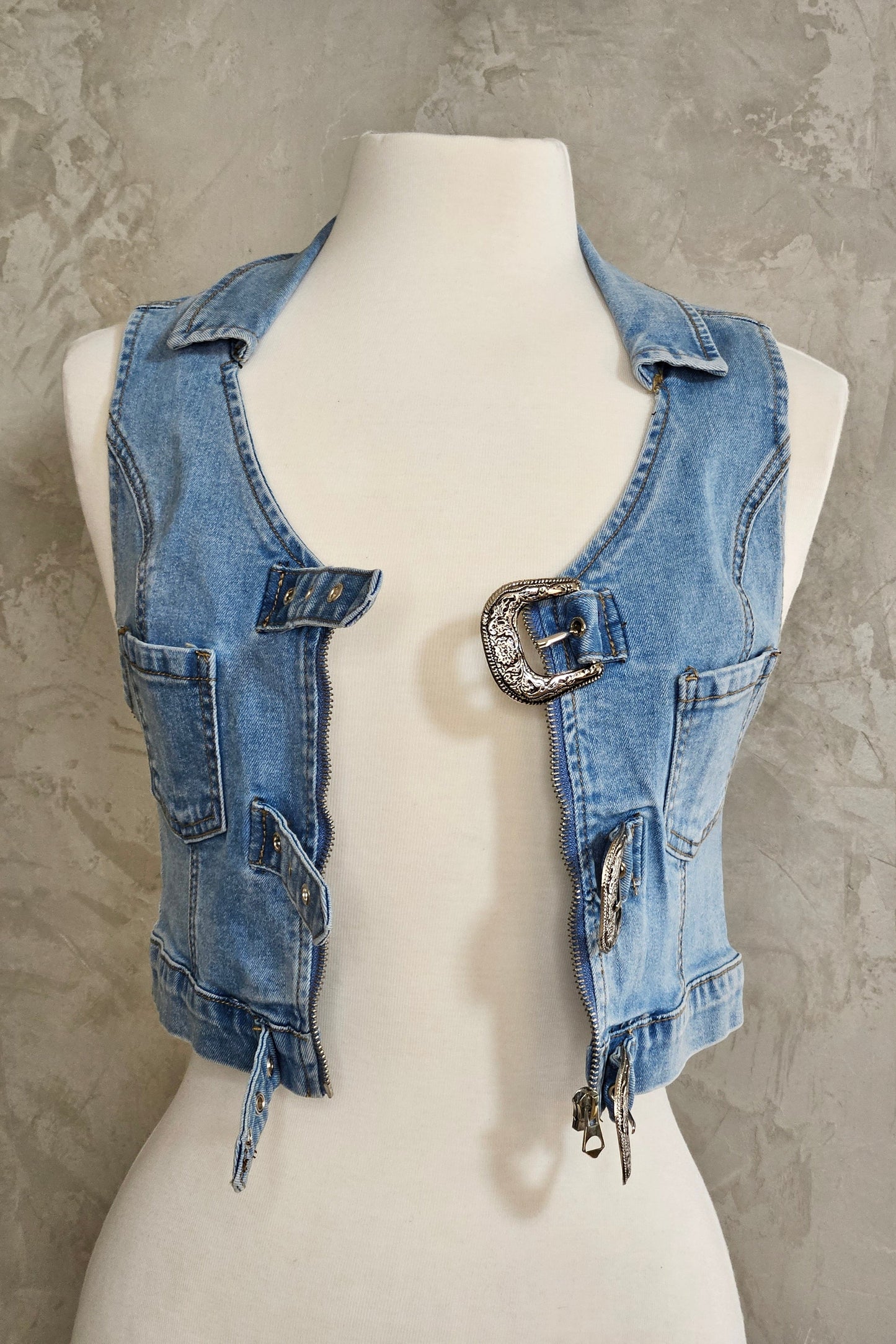 DENIM TOP