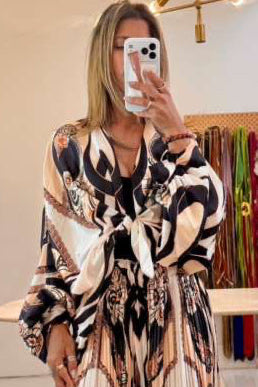 BLUSA ESTAMPADA DE CORTE ANCHO