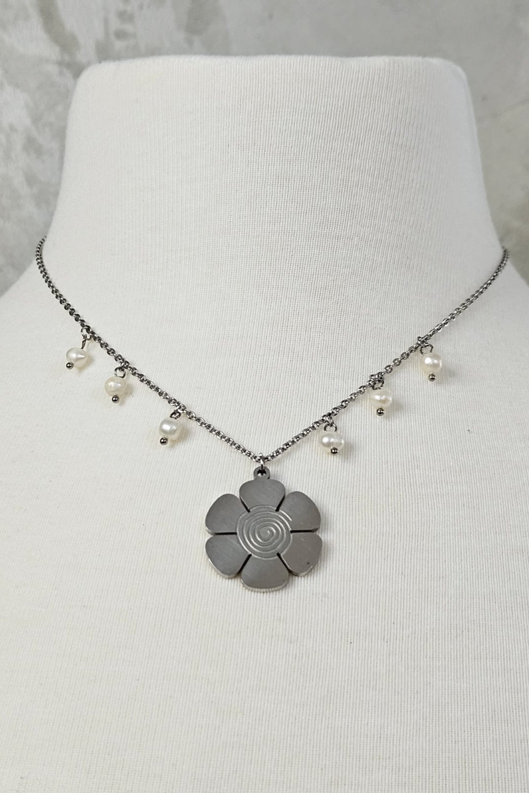 CADENA STAINLESS STEEL PENDANT FLOR