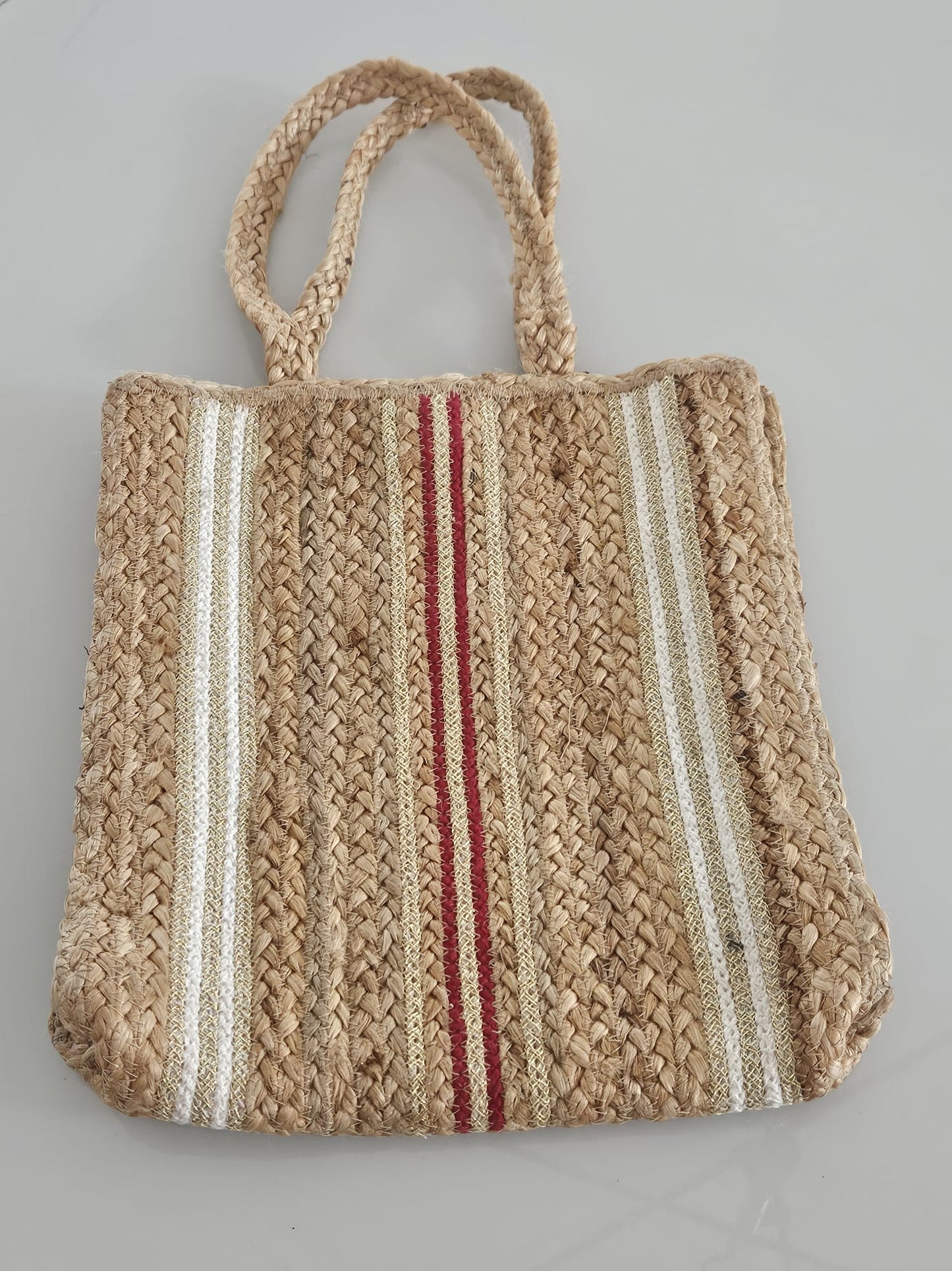 CARTERA EN PAJA CREMA, ROJA VINO Y BLANCO