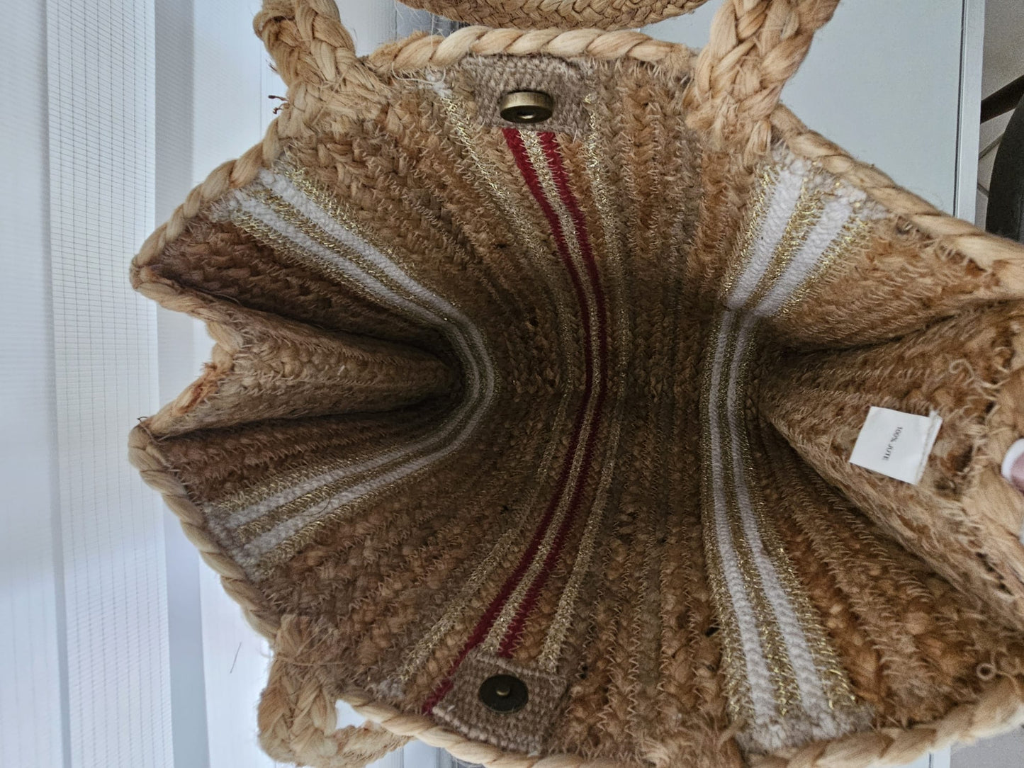 CARTERA EN PAJA CREMA, ROJA VINO Y BLANCO