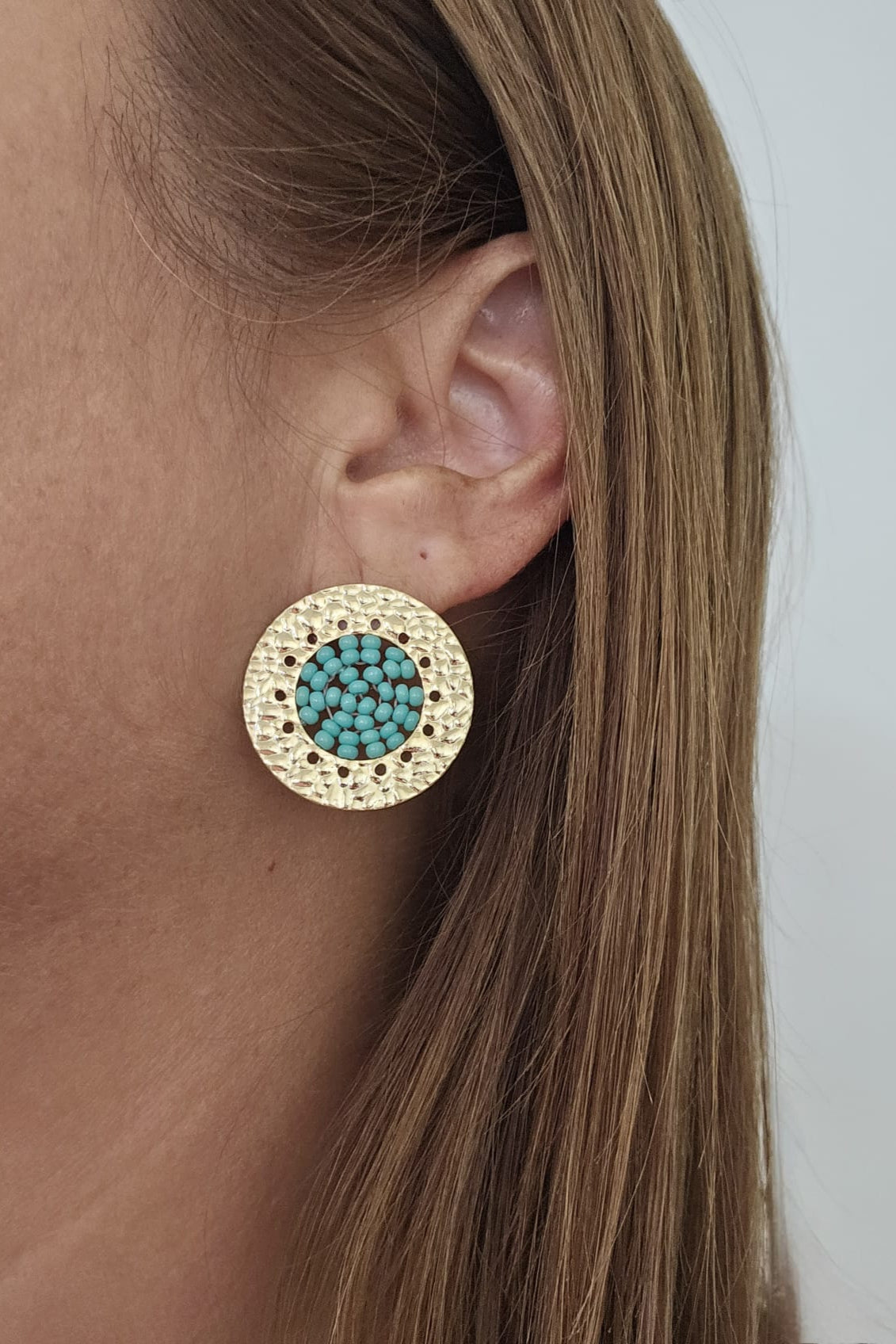 SET DE BRAZALETE Y ARETES DORADO CON VERDE, LIMA Y TURQUESA