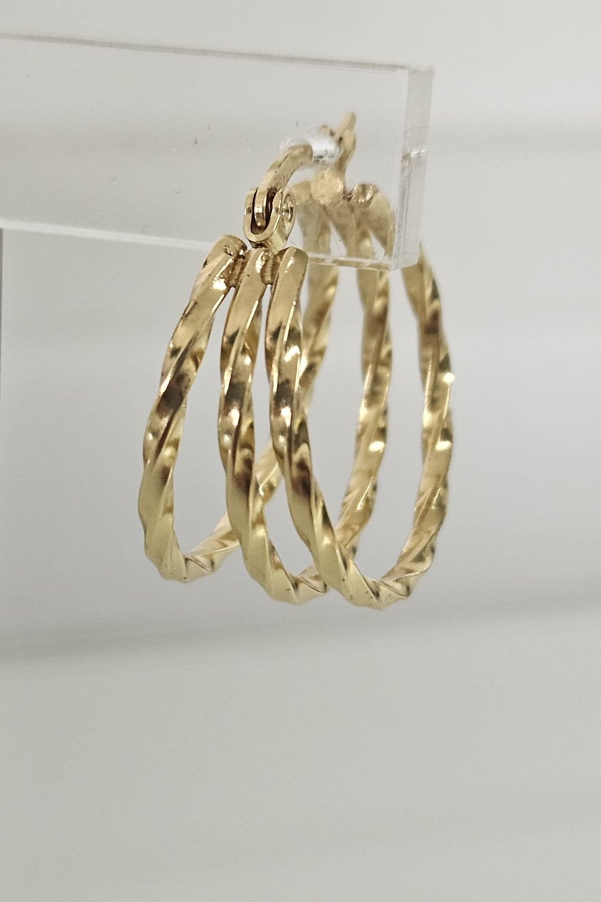 PANTALLAS MEDIANAS DORADAS DE TRIPLE ARO