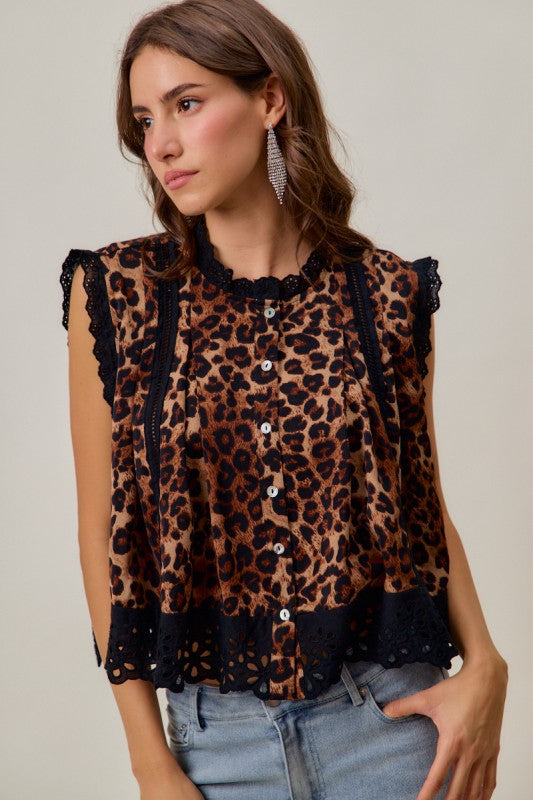 BLUSA ANIMAL PRINT SIN MANGAS