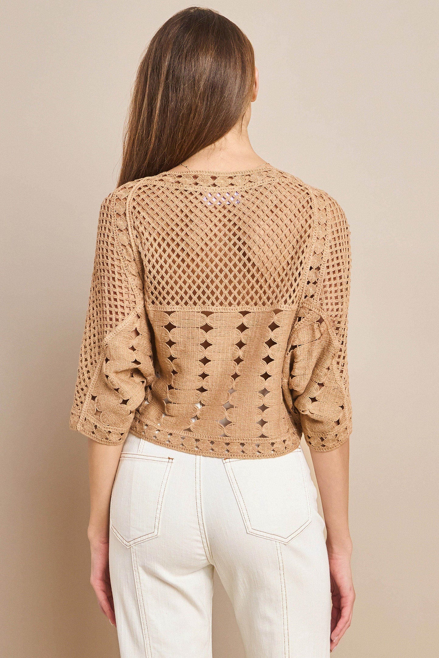 BLUSA DE CROCHET DE MANGA CORTA