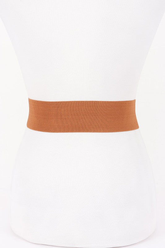 CORREA ANCHA COLOR CAMELLO CON HEBILLA ENTRELAZADA