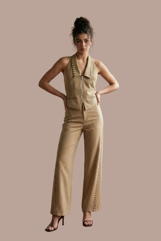 PANTALONES DE PIERNA ANCHA CON TACHUELAS LATERALES