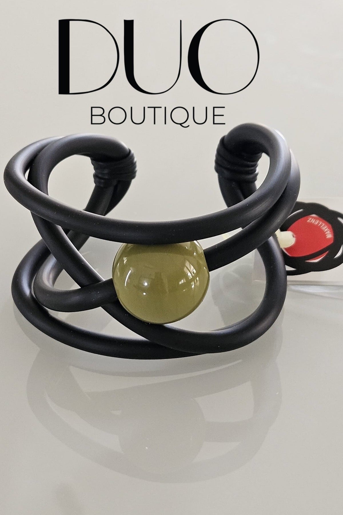 PULSERA NEGRA Y VERDE