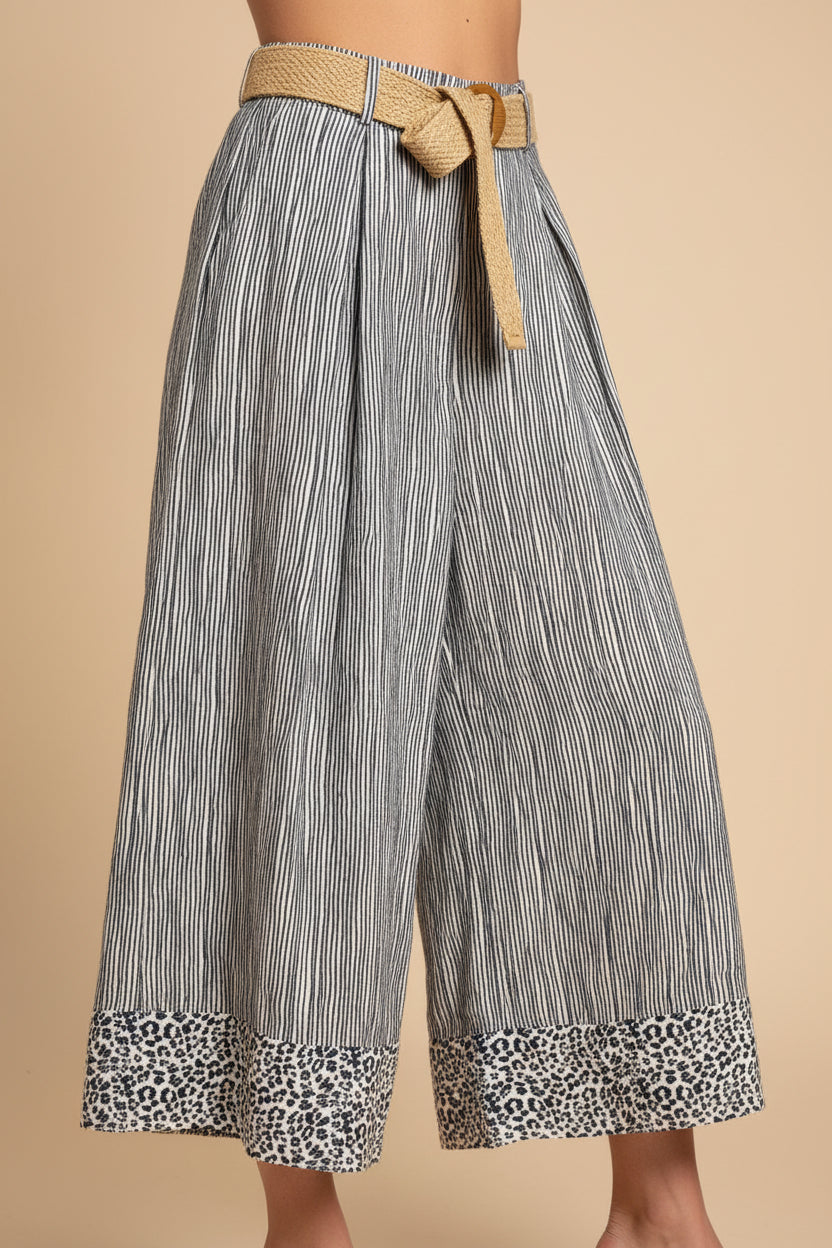 PANTALÓN DE RAYAS CON CORREA