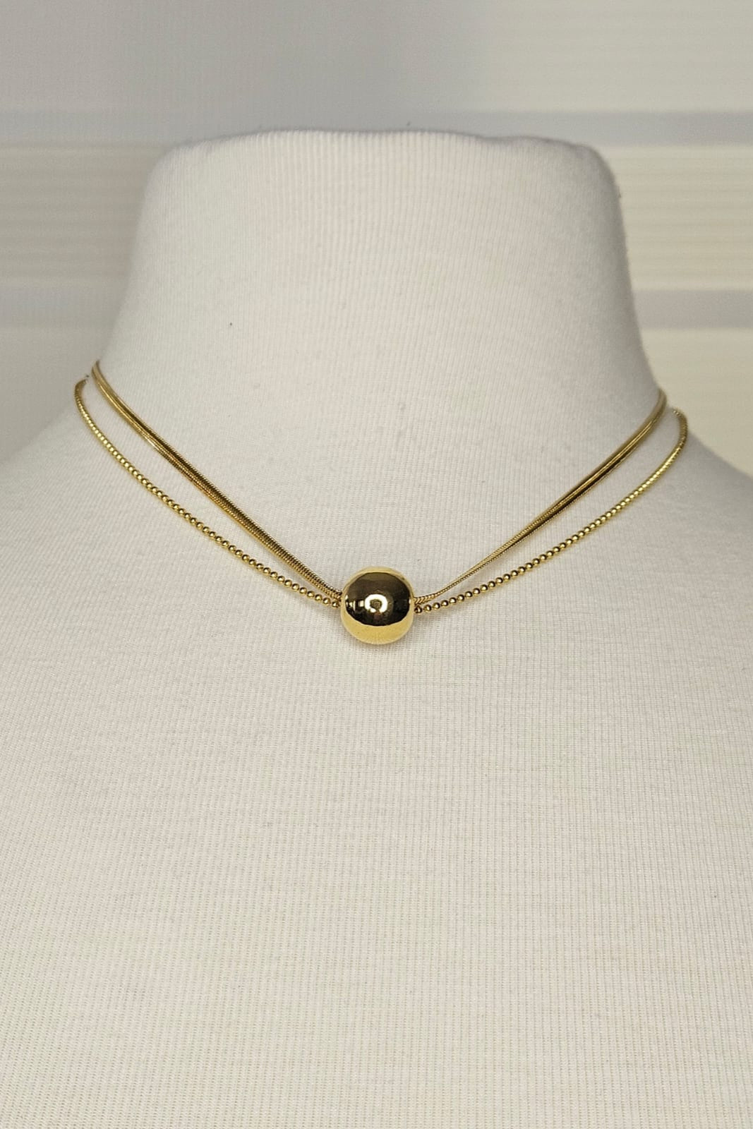 CADENA DORADA DOBLE CON PENDANT DE ESFERA