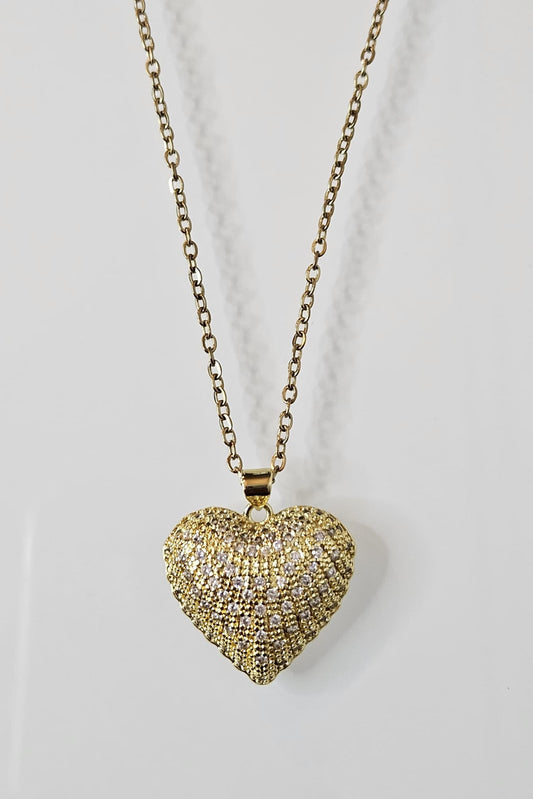 CADENA DORADA CON PENDANT DE CORAZÓN CON BRILLANTES