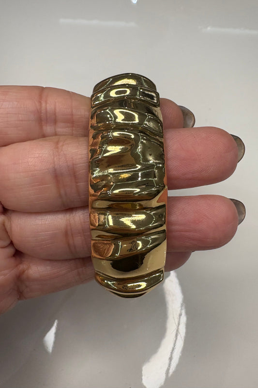 PULSERA FRUNCIDA DORADA