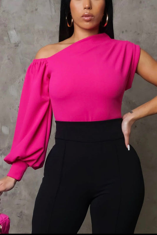 BLUSA "ONE SHOULDER" FUCSIA