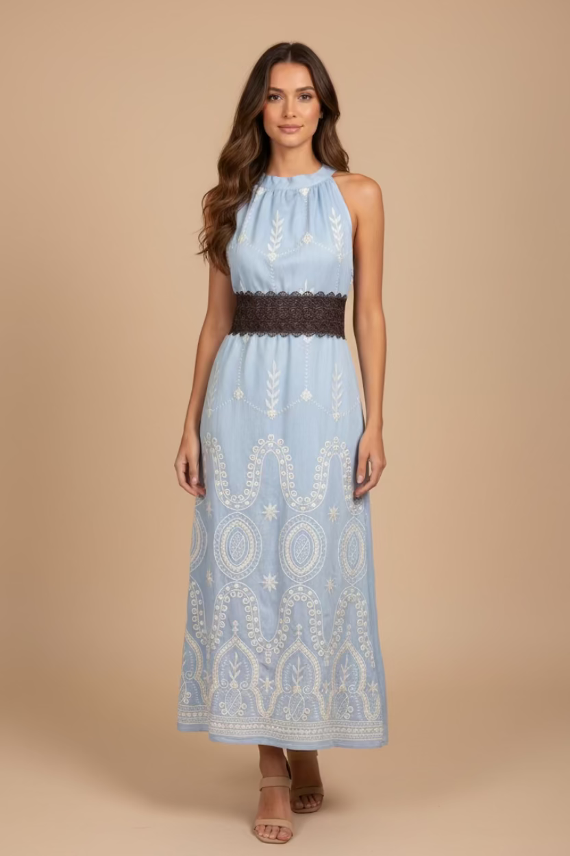 TRAJE SIN MANGAS BORDADO COLOR AZUL CIELO