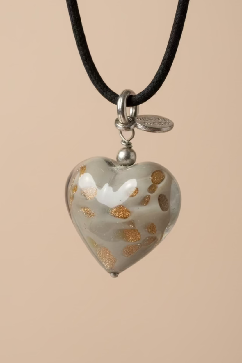 COLLAR CON PENDANT DE CORAZON GRIS (MURANO) (Copia)