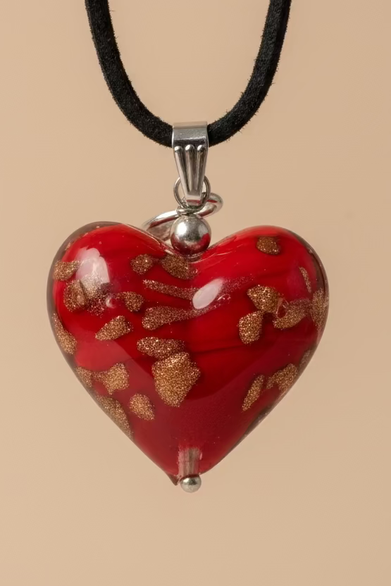 COLLAR CON PENDANT DE CORAZON ROJO (MURANO)