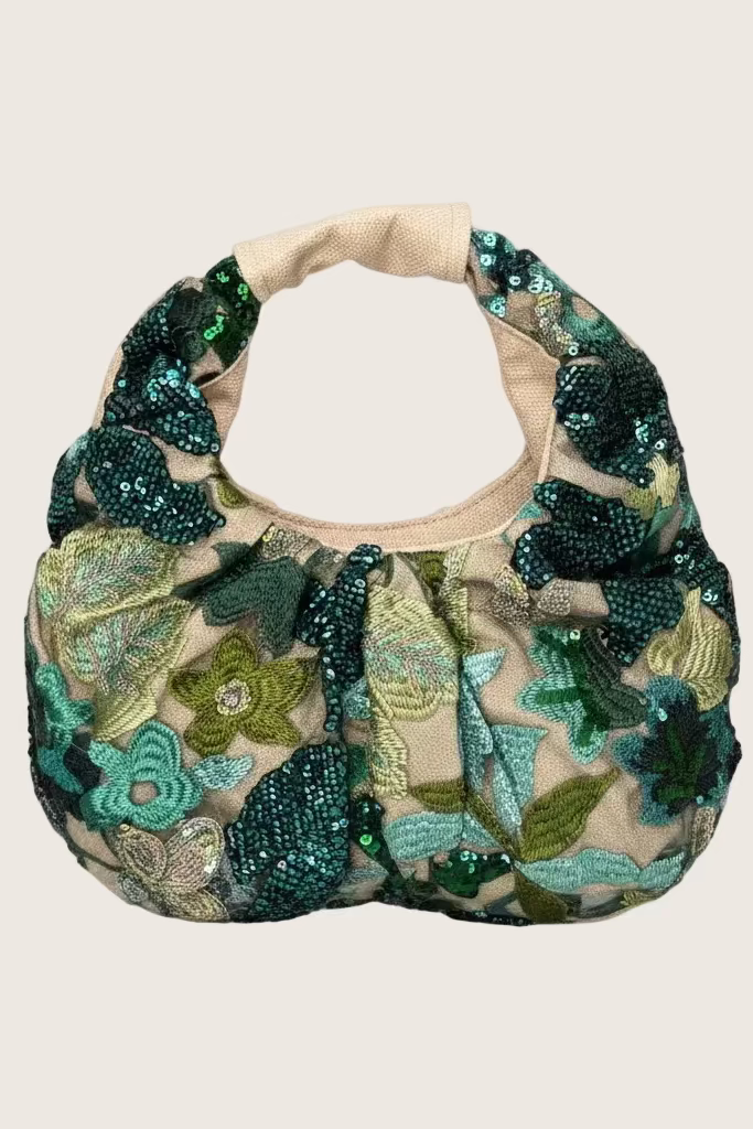 CARTERA DISEÑO EN FLORES EN LENTEJUELAS VERDES Y TURQUESA
