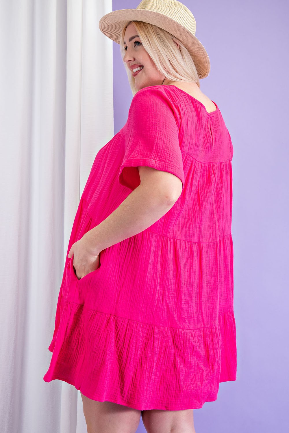 TRAJE CORTO ROSA FUERTE PLUS