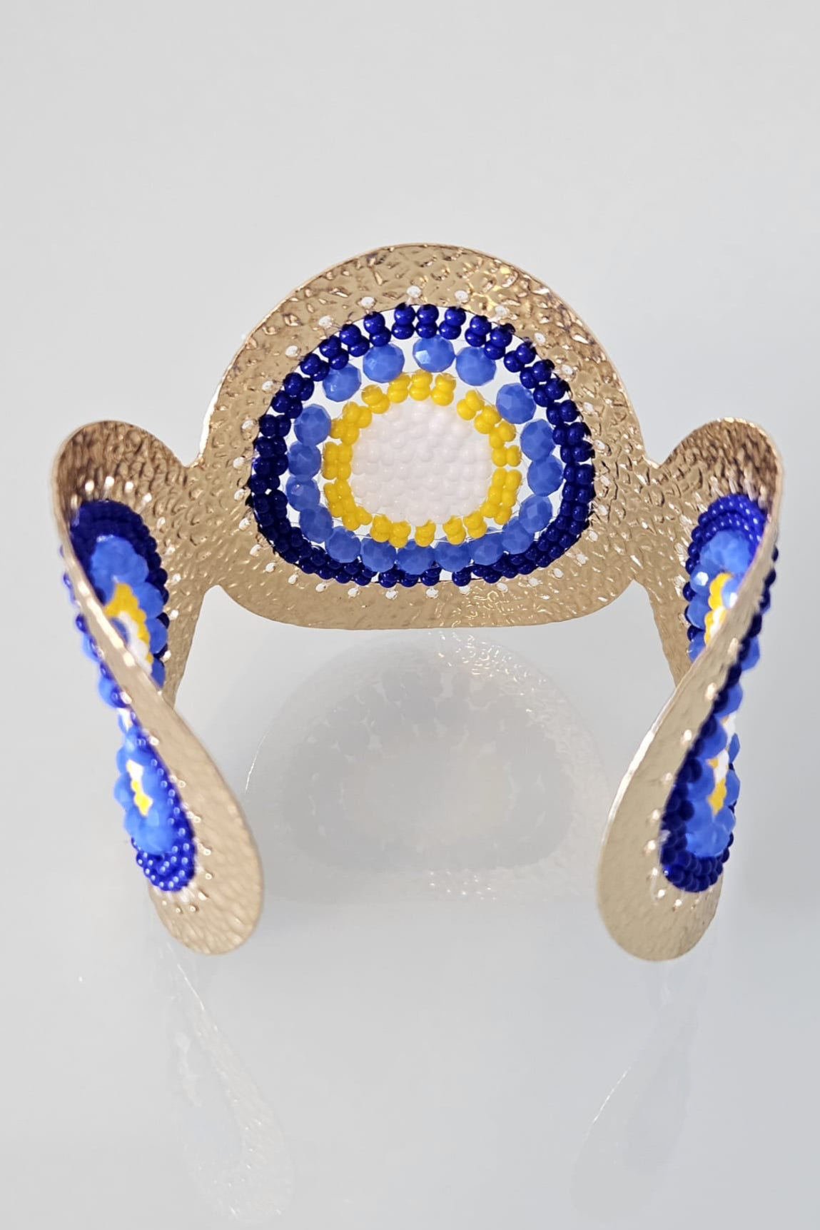 GOLD BRACELET AND EARRING SET WITH BLUE, YELLOW AND WHITE