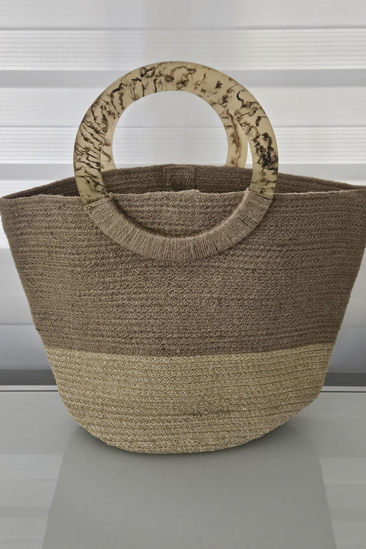 CARTERA EN PAJA CREMA DOS TONOS MANGO EN ARO RESINA