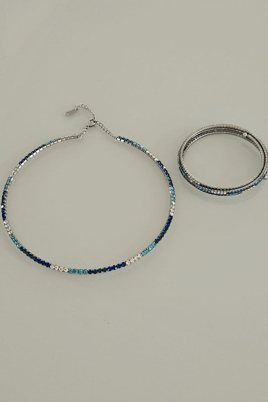SET CON "RHINESTONES" DIFERENTES TONOS AZULES