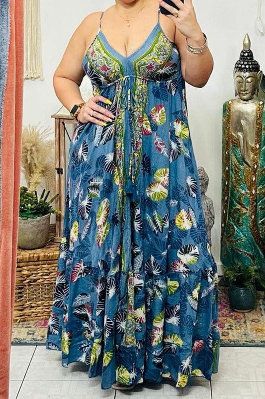 MAXI DRESS "BOHO" AZUL CON ESTAMPADO DE HOJAS