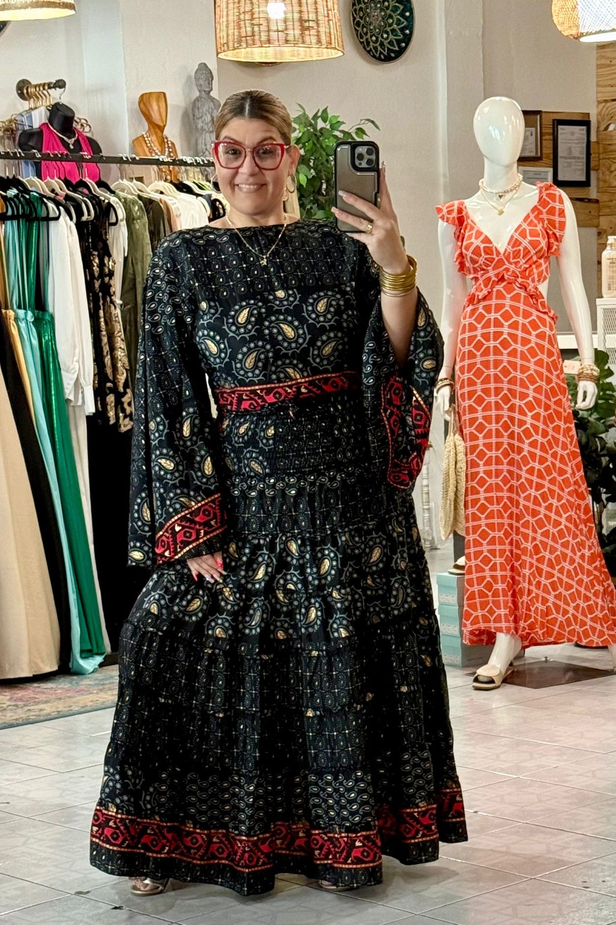 LONG SKIRT AND BLOUSE SET WITH BLACK, WHITE, AND RED PRINT