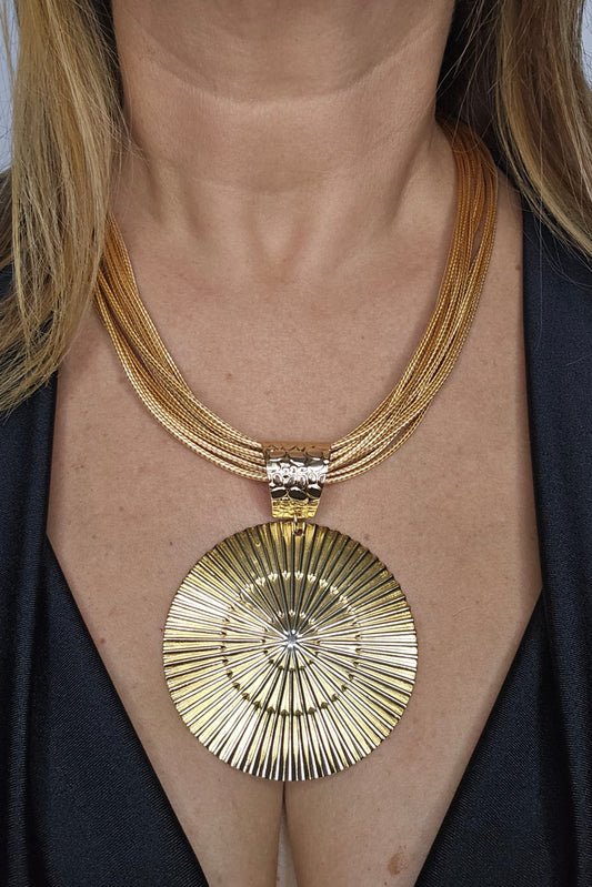 COLLAR DORADO EN PIEL CON PENDANT REDONDO DORADO