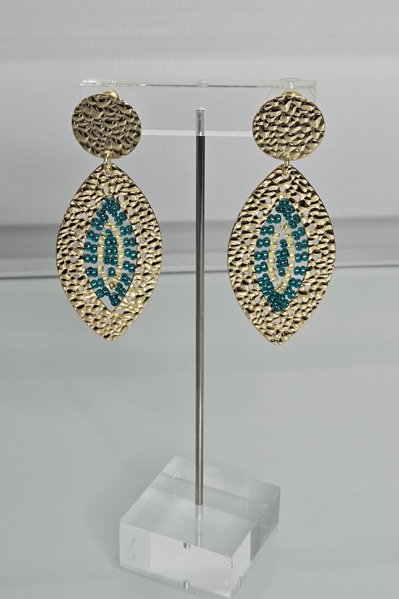 PANTALLAS DORADAS CON VERDE