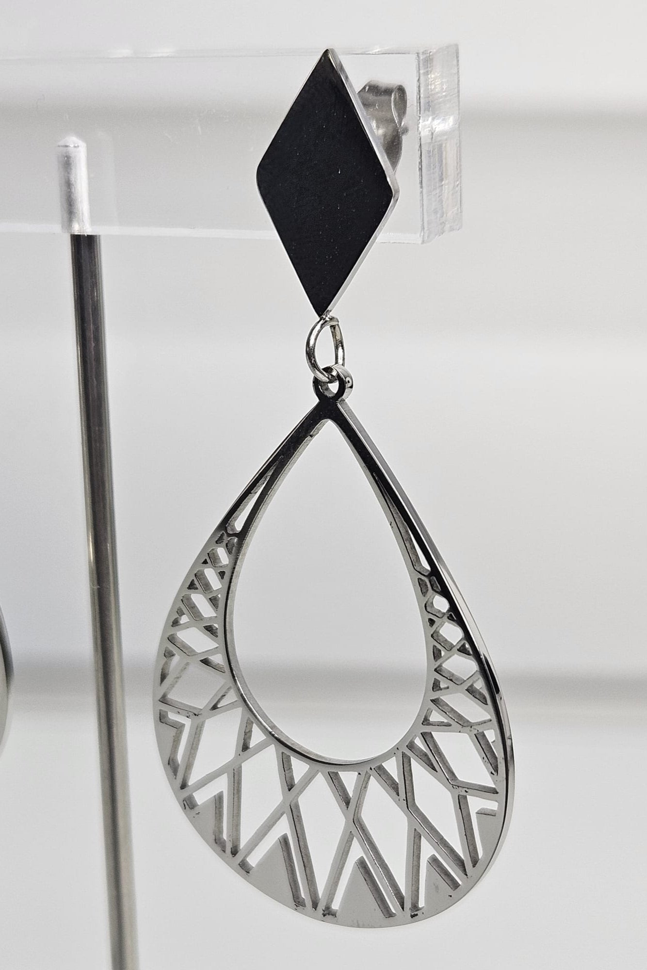 PANTALLAS PLATEADAS CHANDELIER