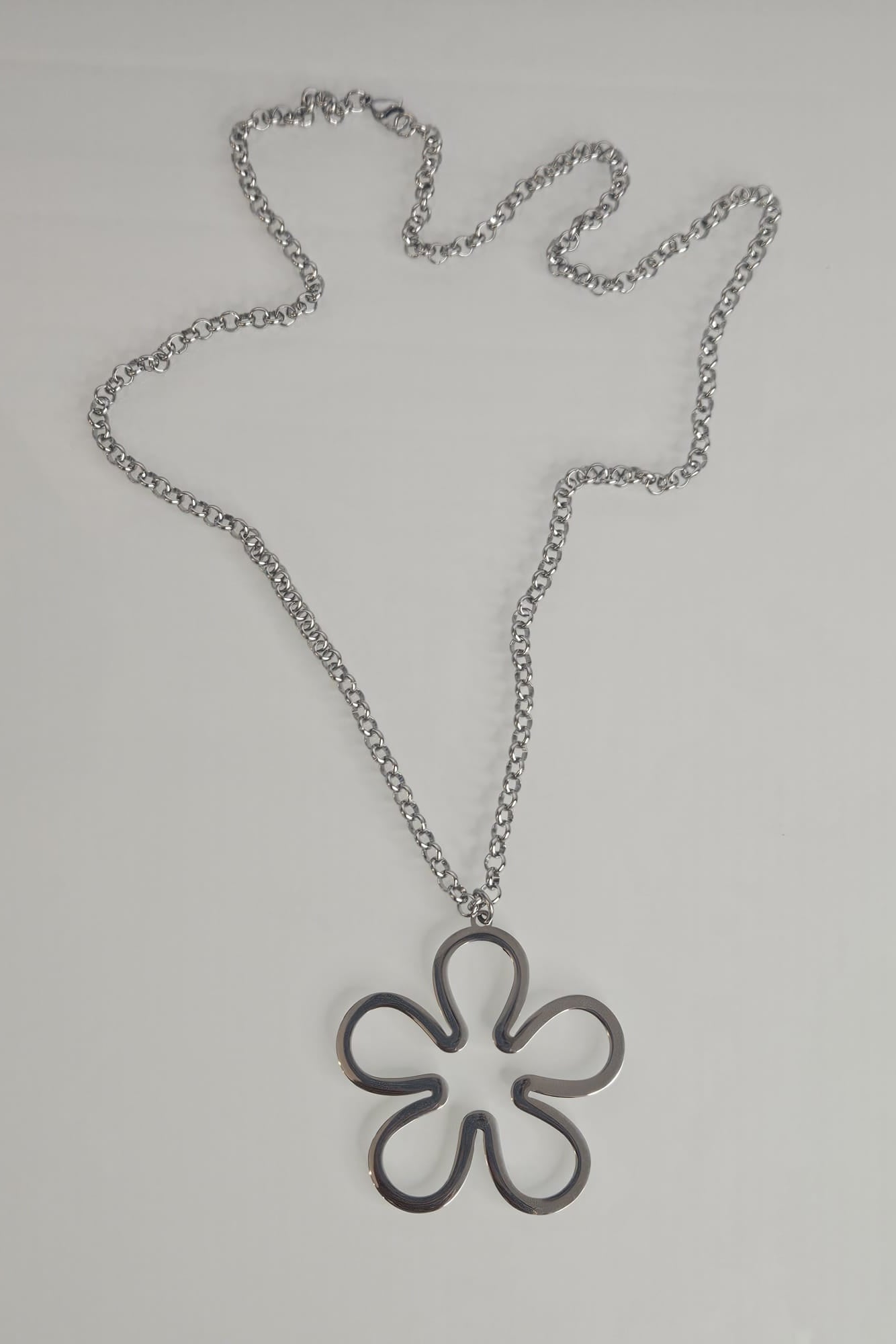 COLLAR CADENA LARGA PLATEADA Y/O DORADA CON PENDANT FLOR