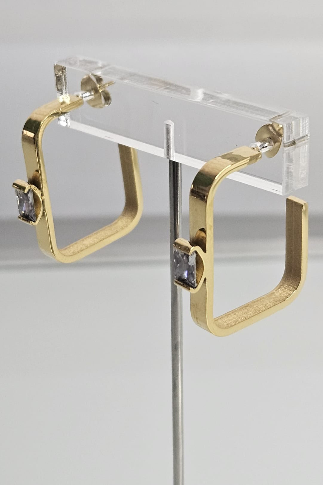 PANTALLAS "HOOPS" CUADRADAS DORADAS CON BRILLANTE