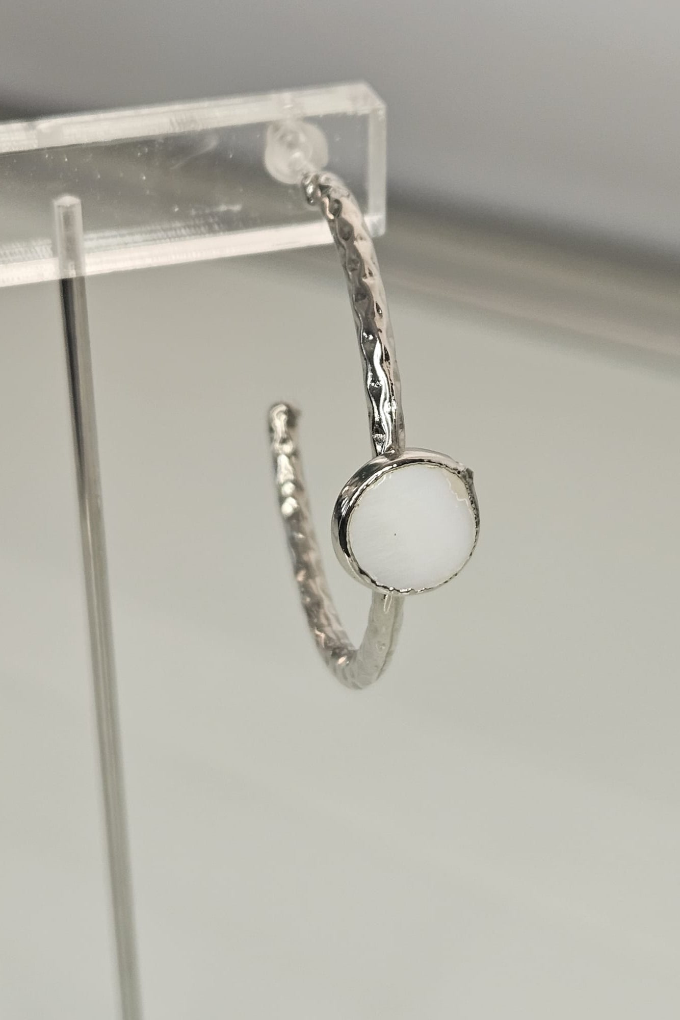 PANTALLAS "HOOPS" TURCAS PLATEADAS CON MADRE PERLA