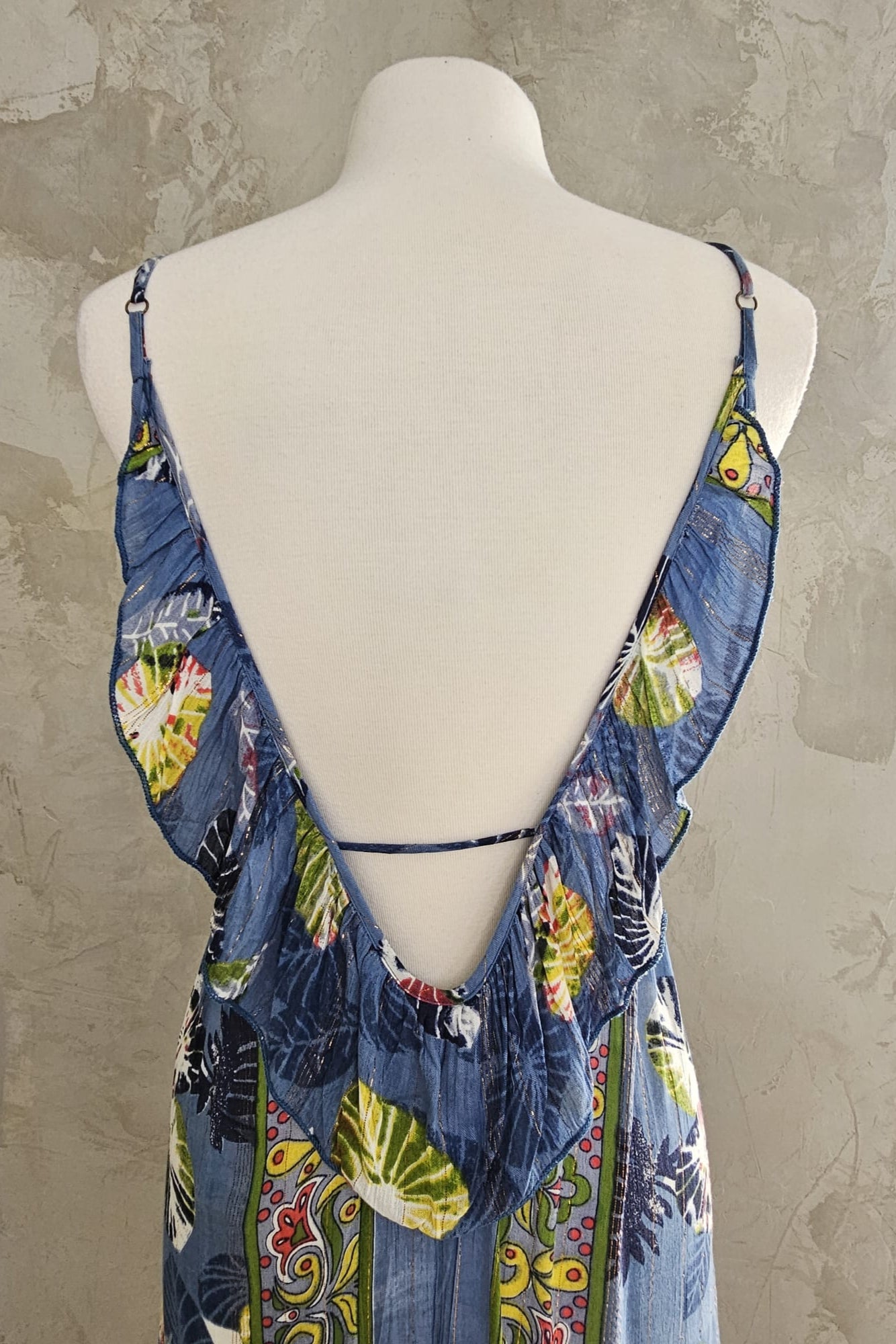 MAXI DRESS "BOHO" AZUL CON ESTAMPADO DE HOJAS