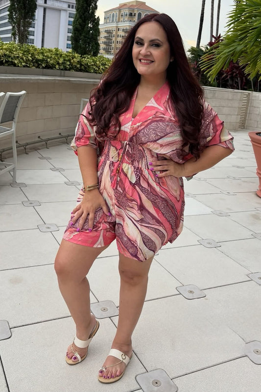 ROMPER EN TONOS CORAL, VIOLETA Y DETALLES DORADOS