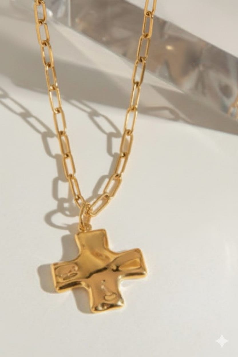 COLLAR DORADO DE CADENA DE ESLABONES Y PENDANT DE CRUZ