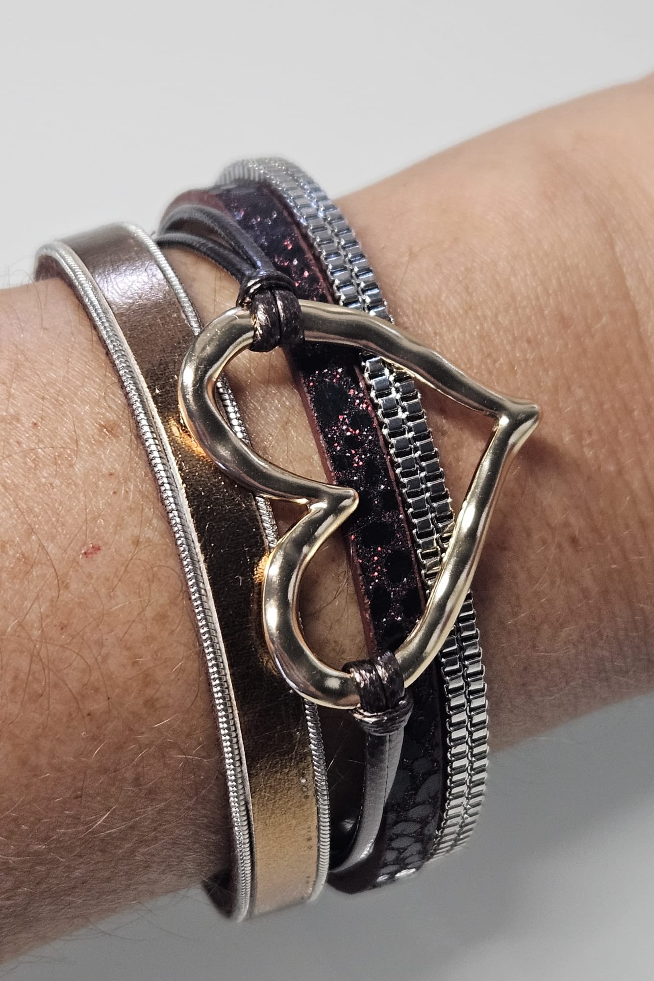 PULSERA MAGNÉTICA DE CORAZÓN