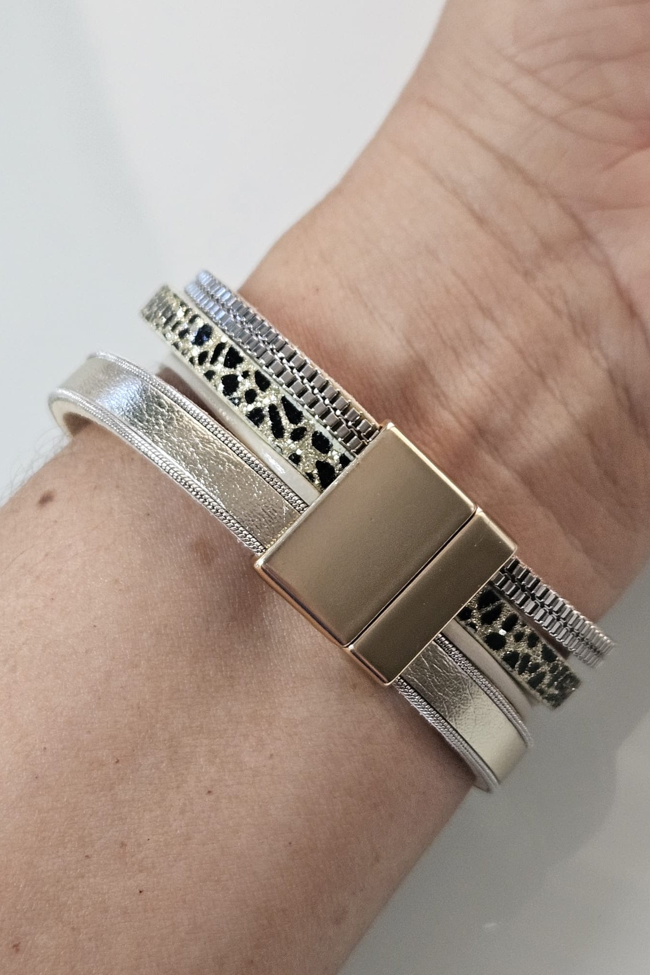 PULSERA MAGNÉTICA DE CORAZÓN