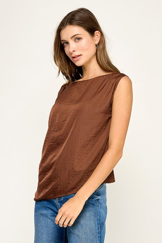 BLUSA MARRÓN DE MANGA CORTA