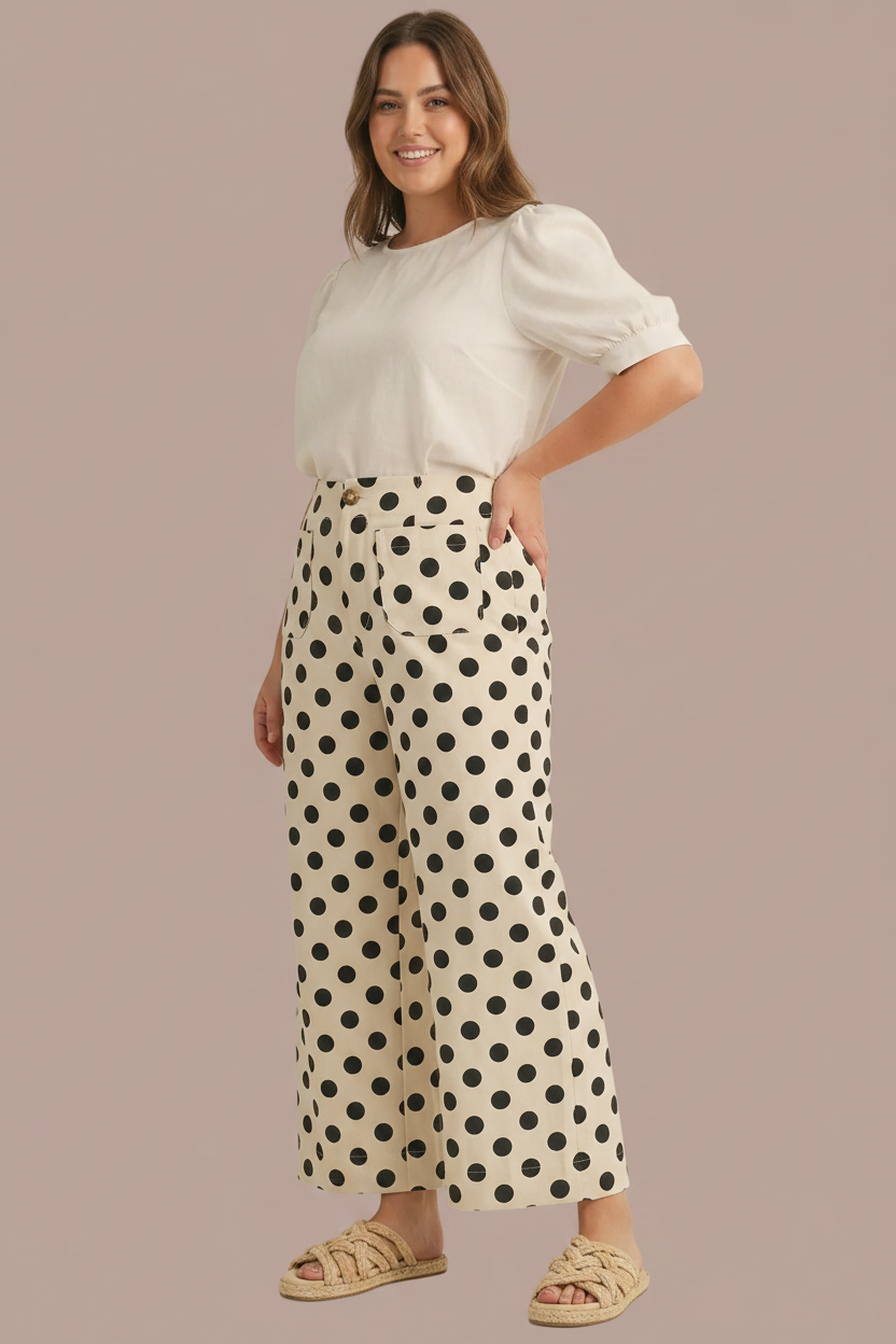 Outfit polka dots nueva pose
