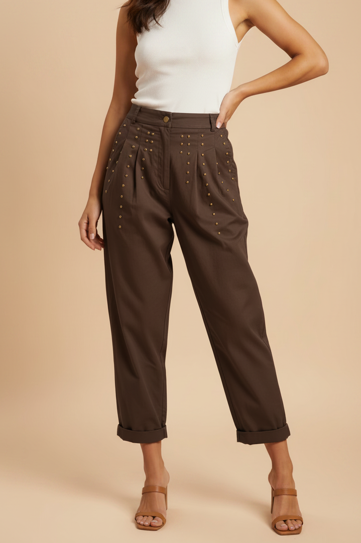 PANTALÓN CON TACHITAS DE ALGODÓN