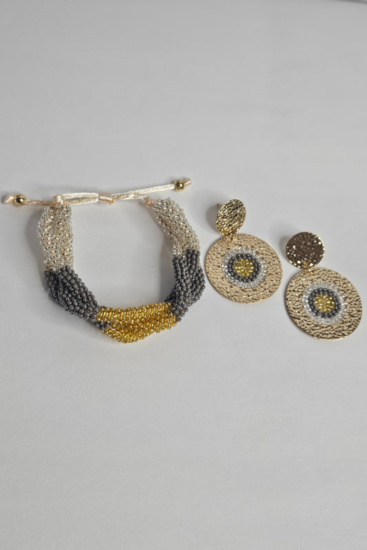 SET DE PULSERA TRENZADA Y ARETES DORADO, GRIS Y TRANSPARENTE