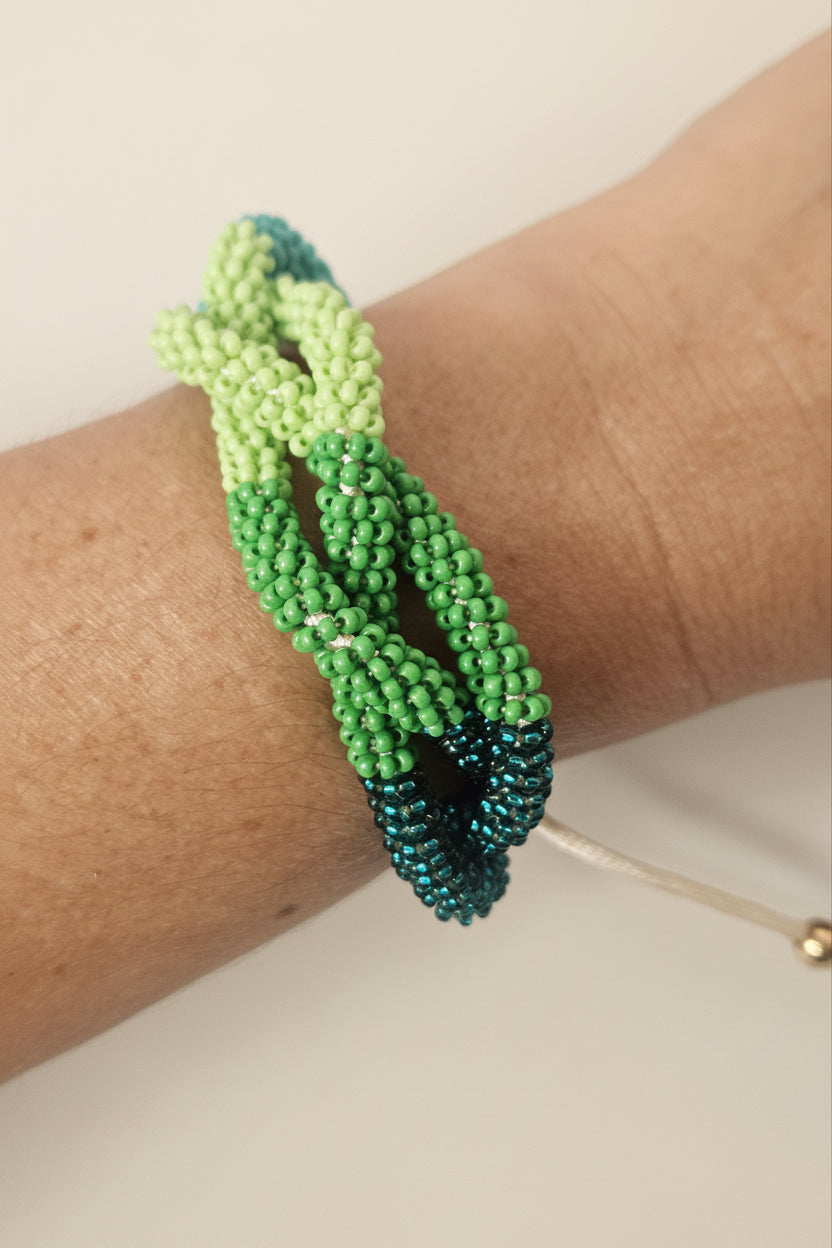 SET DE PULSERA TRENZADA Y ARETES VERDE Y TURQUESA