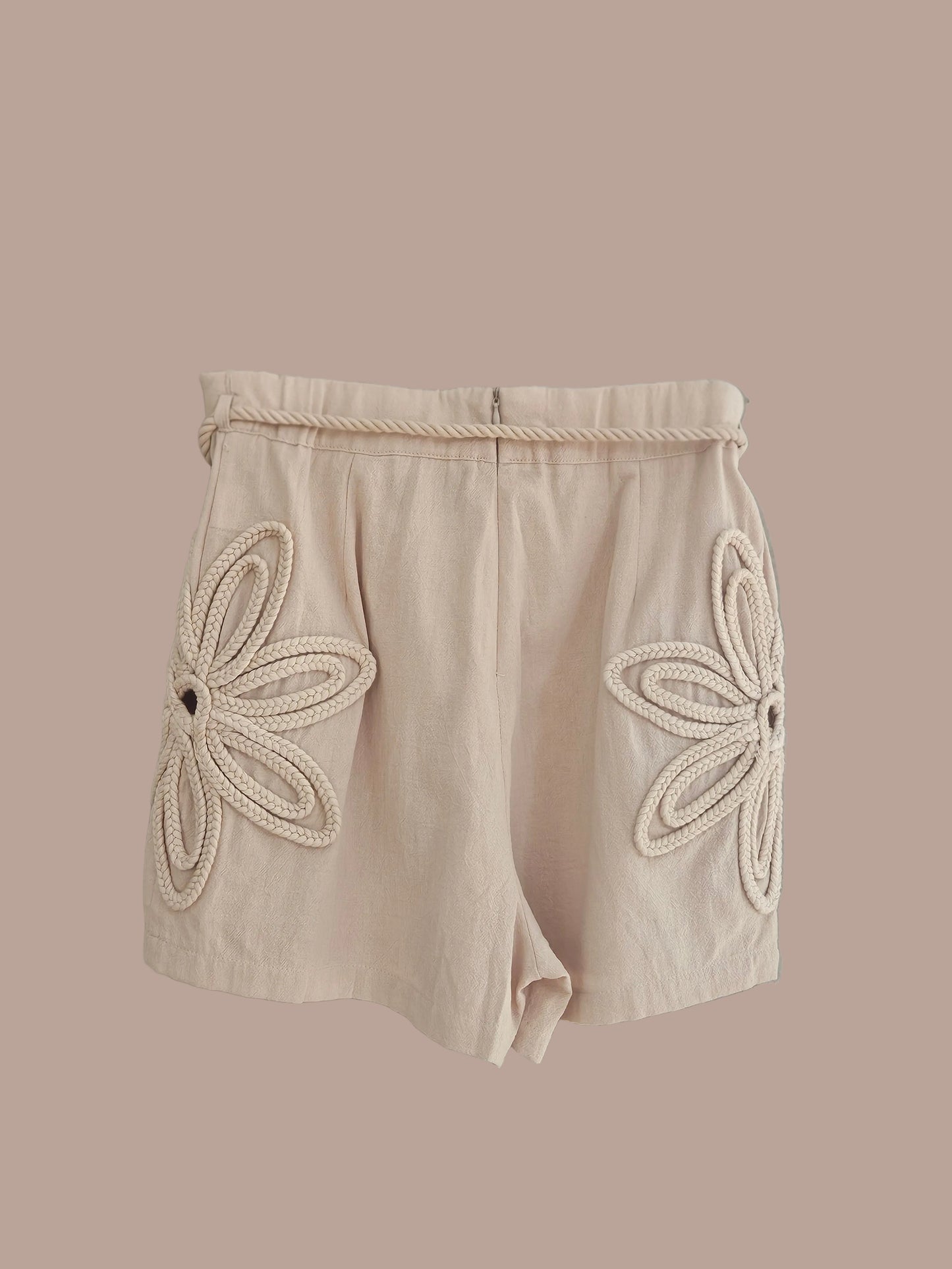 PANTALÓN CORTO BEIGE